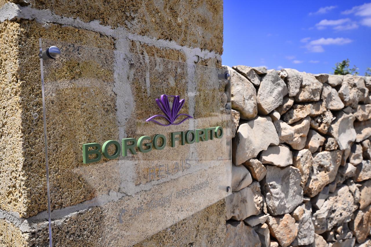 مبيت وإفطار بارابيتا Borgo Fiorito Relais المظهر الخارجي الصورة